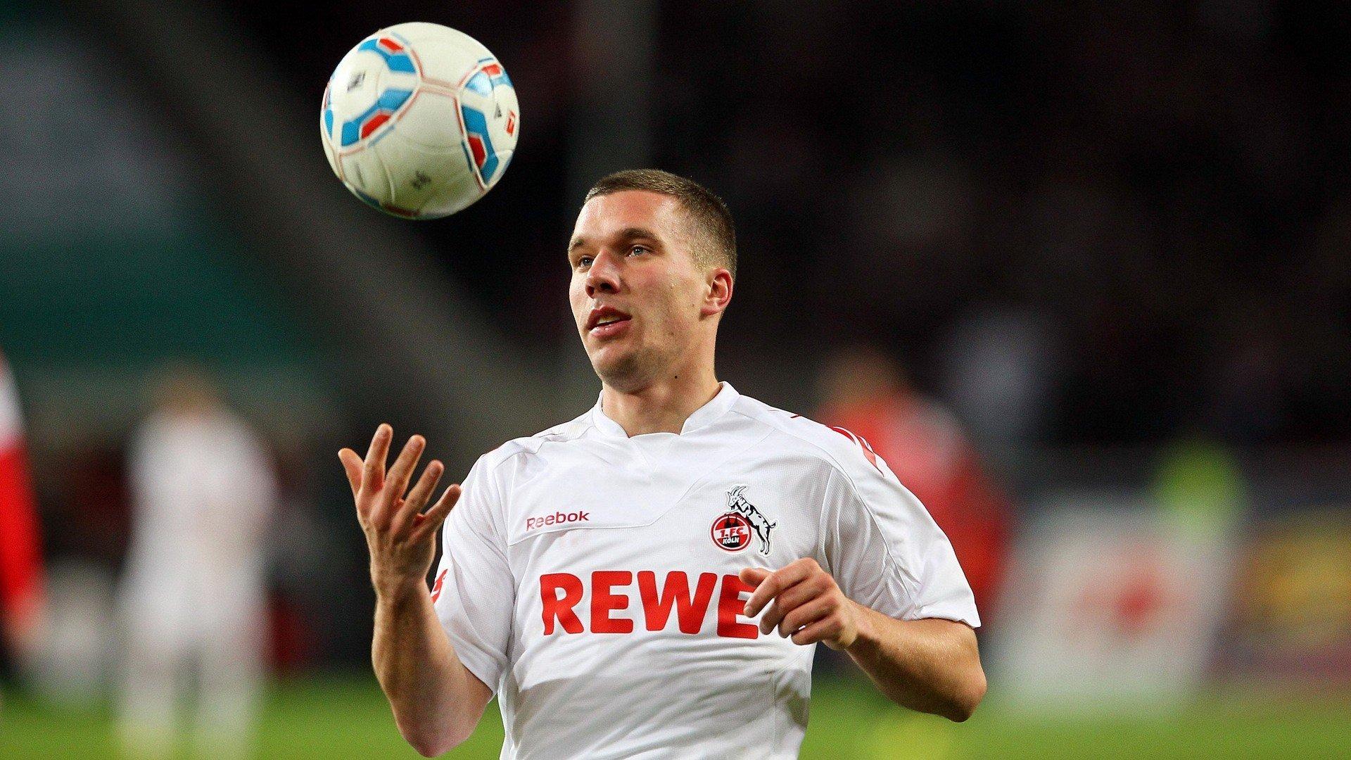 拜仁引援策略转向，经验与即战力成核心考量，迪亚斯加盟凸显新思维